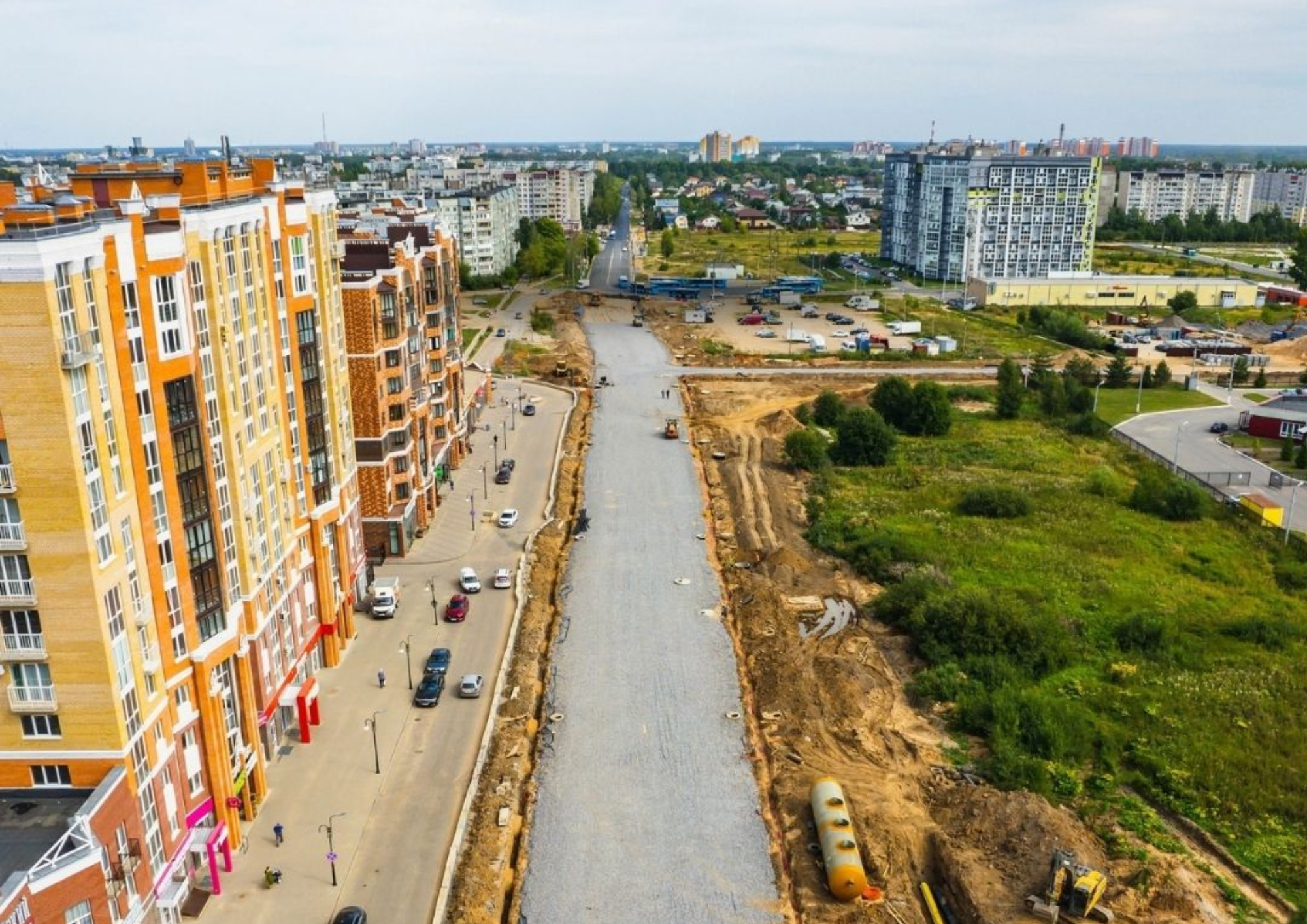 Дорога на улице Левитана